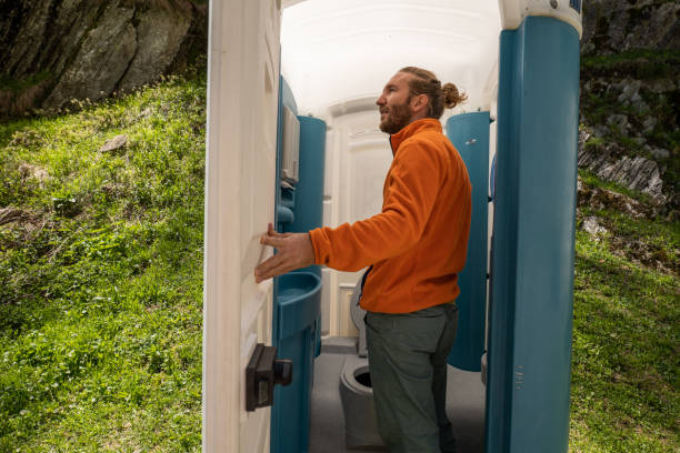 Best Luxury portable toilet rental  in Bridgeport, NY